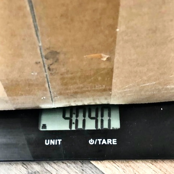 280pcs Specialty Plastic Display Hooks in 2 Sizes - Picture 3 of 3